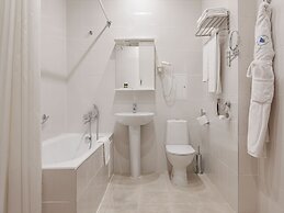 Hotel Oktyabrskaya