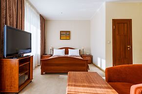 Hotel Oktyabrskaya
