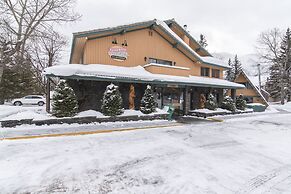Douglas Fir Resort and Chalets