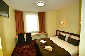 City Gate Hotel