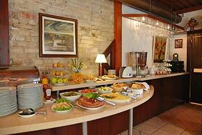 City Gate Hotel