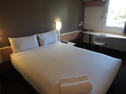 ibis Sydney Thornleigh