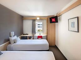 ibis Sydney Thornleigh