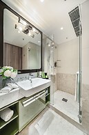 Harbour Plaza Metropolis
