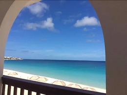 Carimar Beach Club