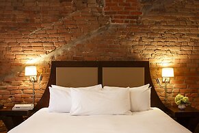 Hotel Nelligan