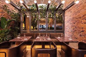 Hotel Nelligan