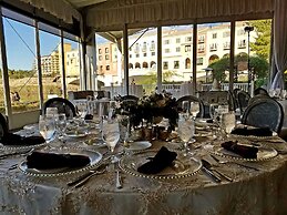Hilton Lake Las Vegas Resort and Spa