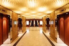 Bangkok Palace Hotel