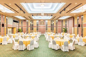Cholchan Pattaya Beach Resort