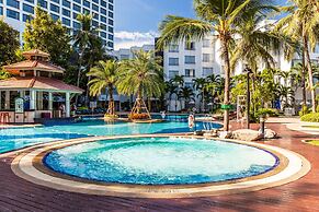 Cholchan Pattaya Beach Resort