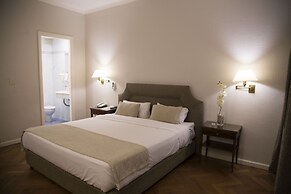 Lafayette Hotel