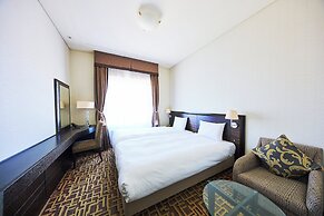 Okura Chiba Hotel