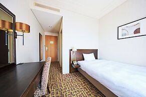 Okura Chiba Hotel
