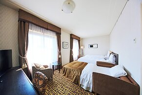 Okura Chiba Hotel