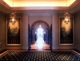 Okura Chiba Hotel