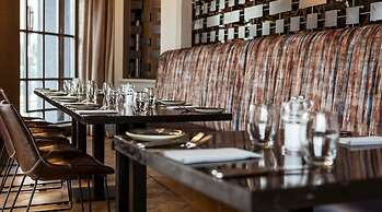 Midlands Park Hotel
