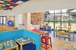 Le Meridien Al Aqah Beach Resort