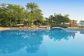 Le Meridien Al Aqah Beach Resort