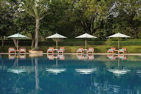 Le Meridien Al Aqah Beach Resort