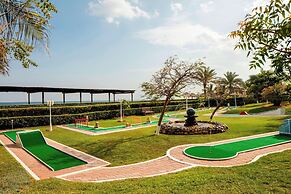 Le Meridien Al Aqah Beach Resort