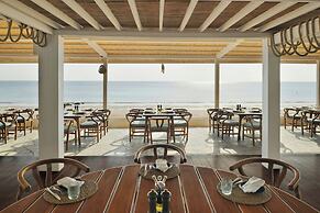 Le Meridien Al Aqah Beach Resort