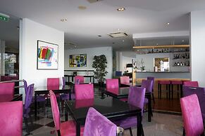 Madeira Regency Cliff