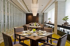 Taj Lands End