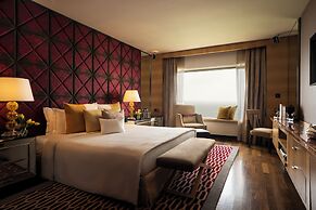 Taj Lands End