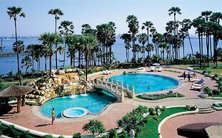 Taj Lands End