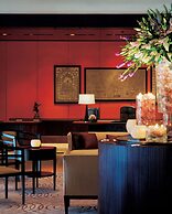 Taj Lands End