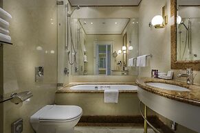 Le Palais Art Hotel Prague