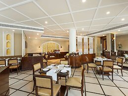 La Place Sarovar Portico, Lucknow