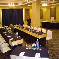 La Place Sarovar Portico, Lucknow