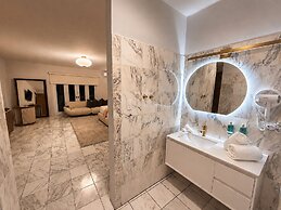 Coral Princess Hotel