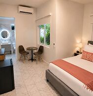 Coral Princess Hotel