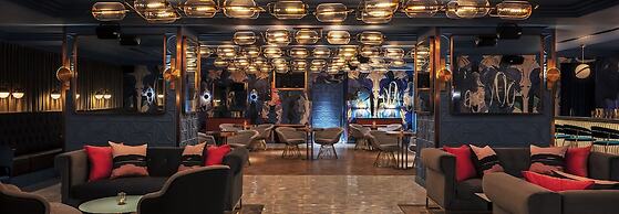 PARKROYAL Serviced Suites Singapore