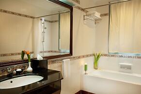 Diamond Westlake Suites