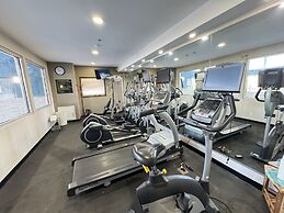 Super 8 by Wyndham Ajax/Toronto On