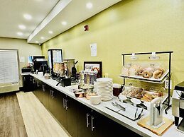 Super 8 by Wyndham Ajax/Toronto On