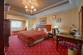 Ascot Hotel