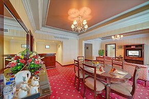 Ascot Hotel