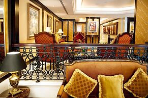 Ascot Hotel