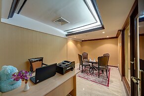 Ascot Hotel
