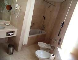 Grand Continental Hotel