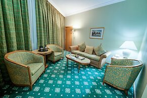 Grand Continental Hotel