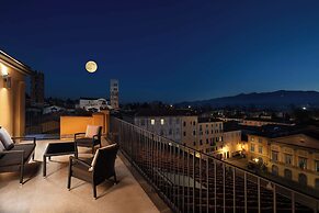 Grand Universe Lucca, Autograph Collection
