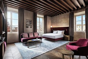 Grand Universe Lucca, Autograph Collection