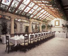 Green Garden Hotel