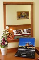 Green Garden Hotel